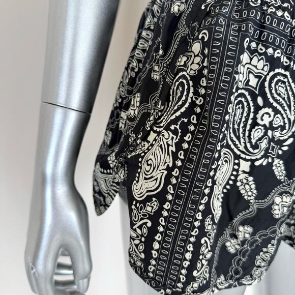 NEW!!! Free People movement shorts size S - Picture 3 of 8